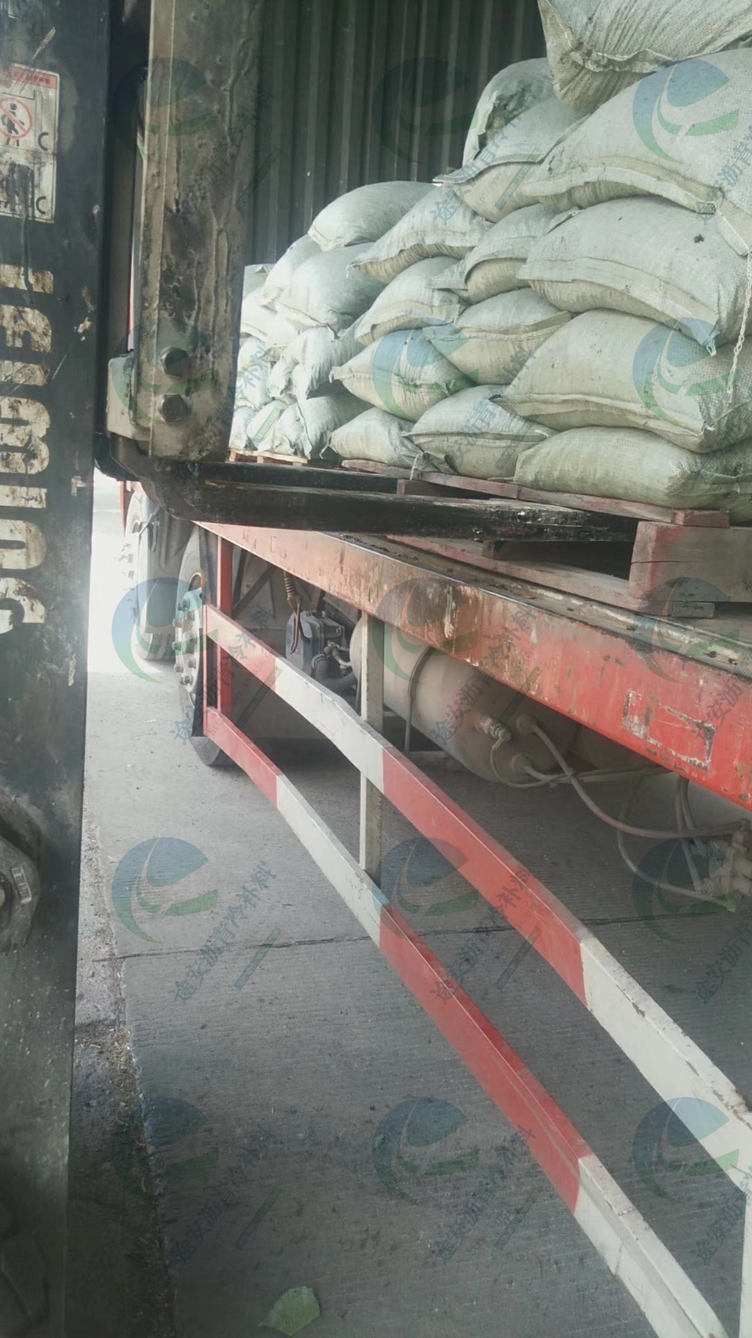 河南信阳杨总订购途安沥青冷补料，货款支付记录