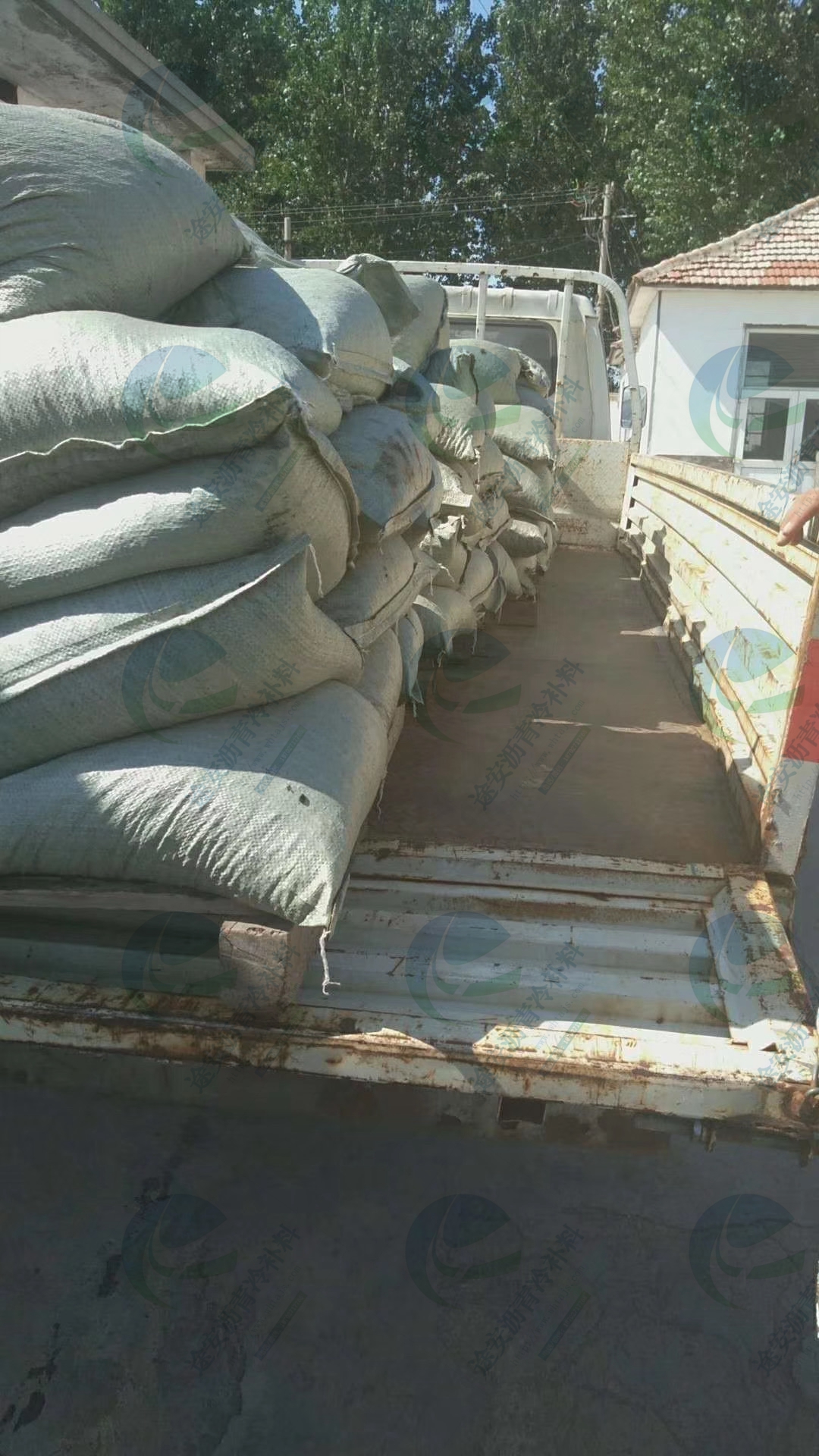 辽宁大连李总订购途安沥青冷补料，货款支付记录